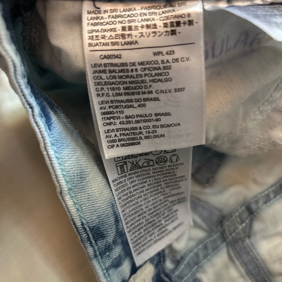 Altar’d State Distressed Blue Jeans for Women - Picture 4 of 8